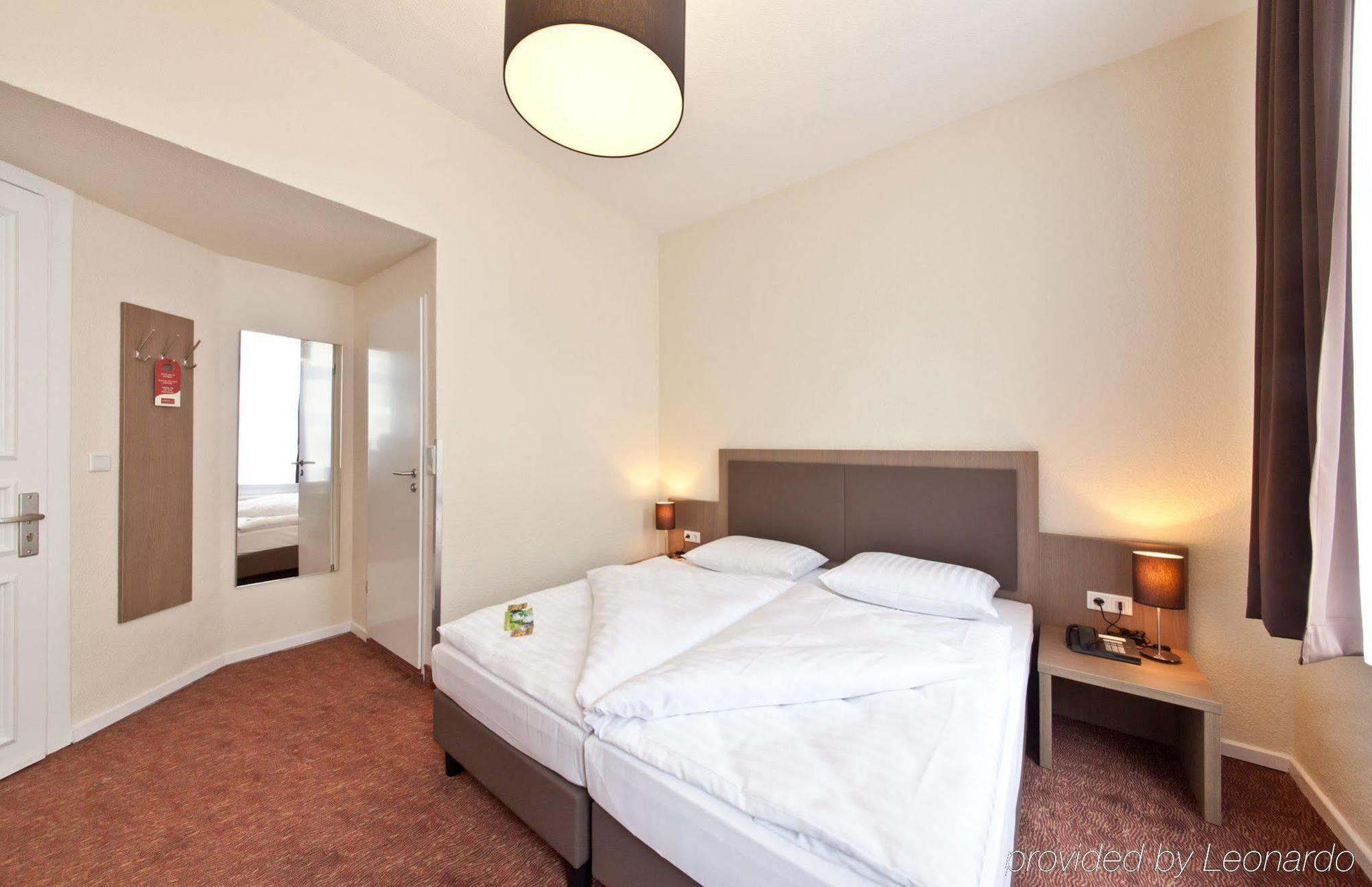 Hotel Alster Hamburgo Exterior foto